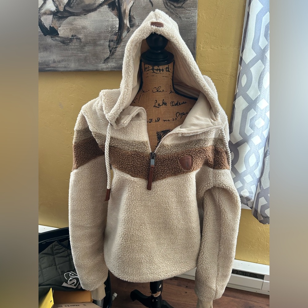 Wanakome Sherpa hoodie